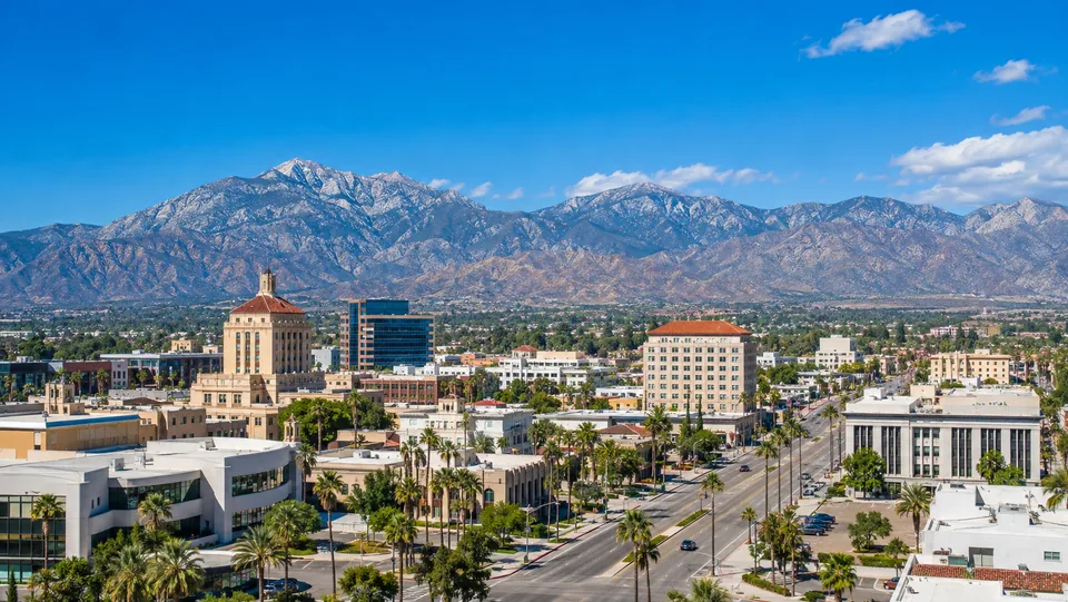 Consulado de El Salvador en San Bernardino
